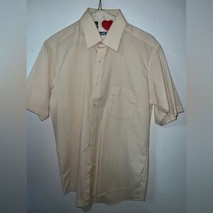 Van Heusen Men’s short sleeve Dress Shirt